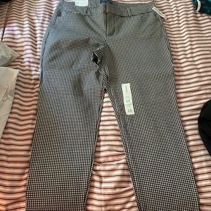 Old navy ankle length pants